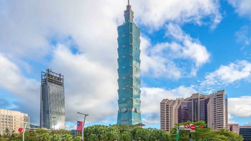 Nestled to the North of the Minsheng Traffic Circle &ndash; Flourishing Hub of Culture and Creativity
