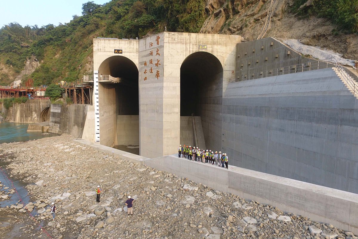 Công trình đường hầm kiểm soát trầm tích hồ chứa Tằng Văn